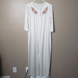Vintage Lorraine Embroidered Satin Buttonfront Gown Robe-Size S